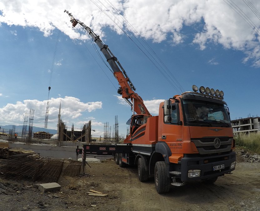 55 TON HİYAP VİNÇ